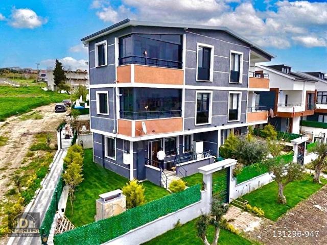 Yeniçiftlik Mahallesi, Marmaraereğlisi içerisinde satılık Villa