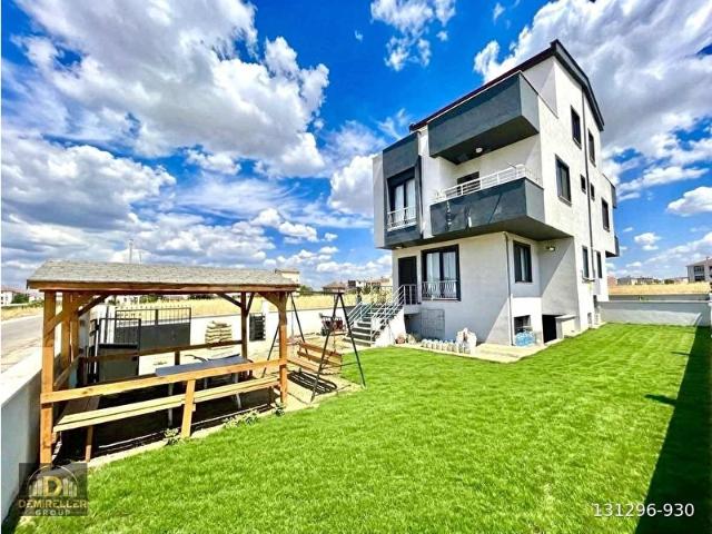 Yeniçiftlik Mahallesi, Marmaraereğlisi içerisinde satılık Villa