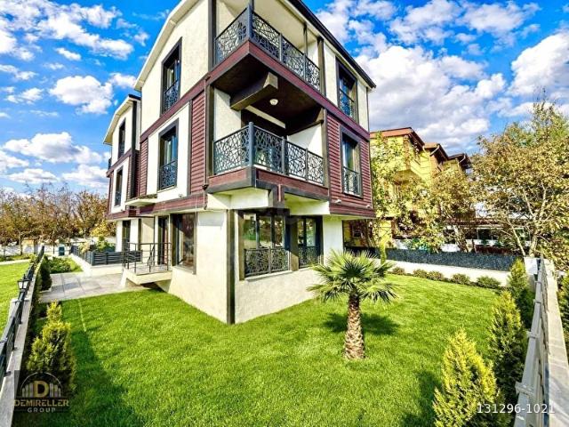 Marmaraereğlisi, Tekirdağ içerisinde satılık Villa