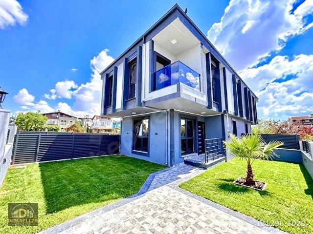 Marmaraereğlisi, Tekirdağ içerisinde satılık Villa