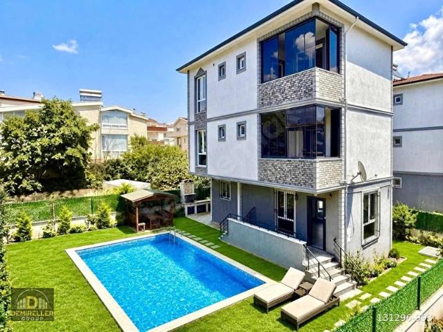 Marmaraereğlisi, Tekirdağ içerisinde satılık Villa