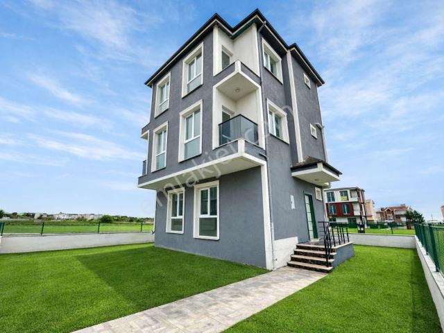 Marmaraereğlisi, Tekirdağ içerisinde satılık Villa