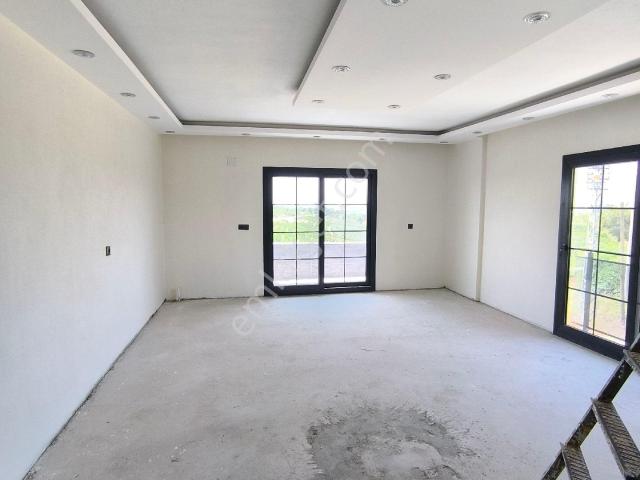 Sariçam, Adana içerisinde satılık Villa