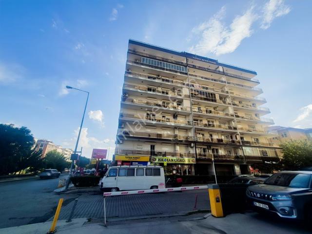 Demirköprü Mahallesi, Karşıyaka içerisinde kiralık mülk