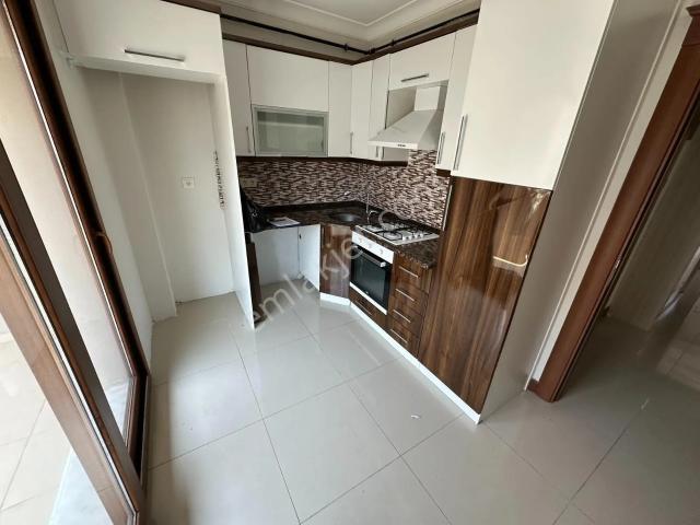 Karşiyaka, İzmir içerisinde kiralık mülk