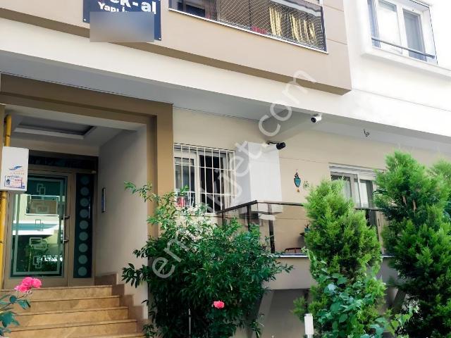 Demirköprü Mahallesi, Karşıyaka içerisinde satılık mülk