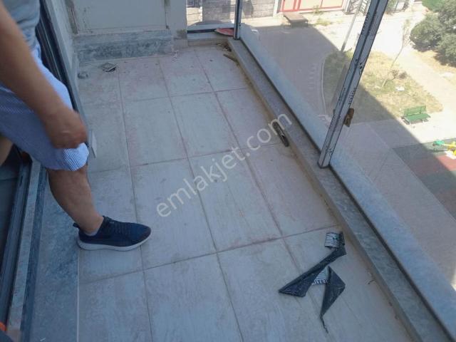 Karşiyaka, İzmir içerisinde kiralık mülk