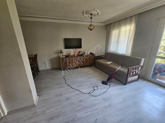 Karşiyaka, İzmir içerisinde satılık mülk