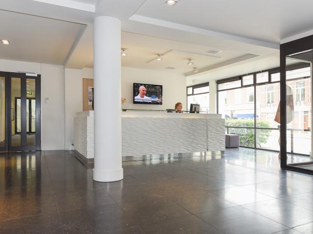 Bedrijfspand te huur in Bezuidenhout, Den Haag