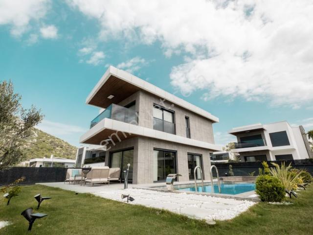 Kuşadasi, Aydin içerisinde satılık Villa