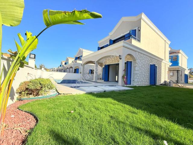 Kuşadasi, Aydin içerisinde satılık Villa