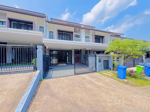 Terraced House for sale in Petaling, Alam Impian