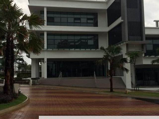 Shop for sale in Petaling, Alam Impian