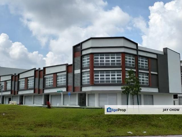 Shop for rent in Petaling, Alam Impian