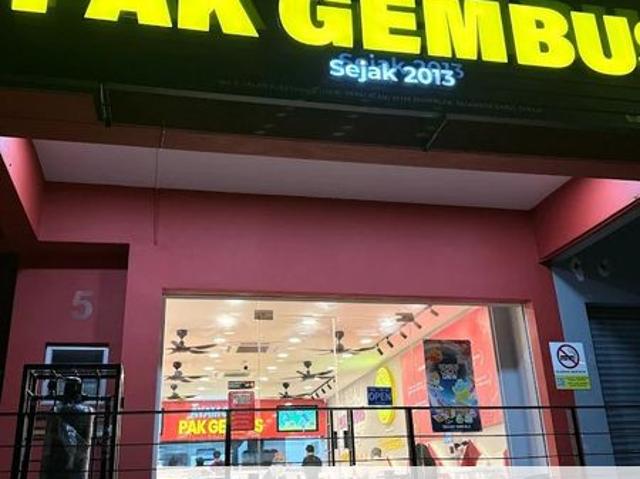 Shop for sale in Petaling, Alam Impian
