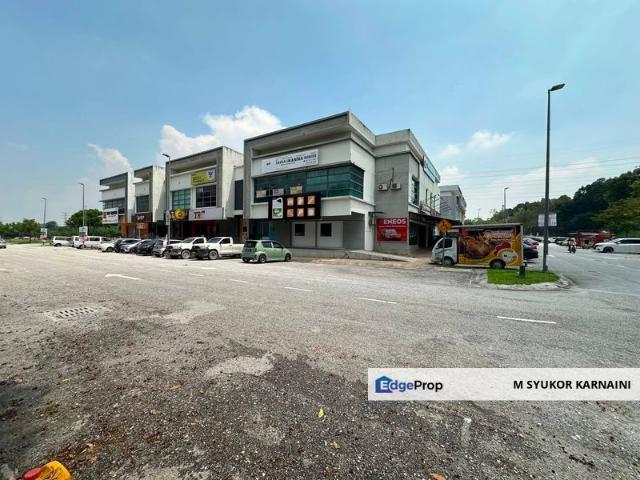 Shop for sale in Petaling, Alam Impian