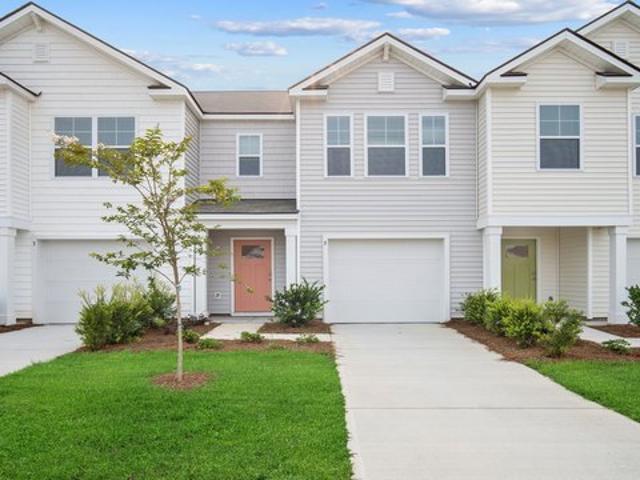 Townhouse for sale in Denmark, South Carolina
