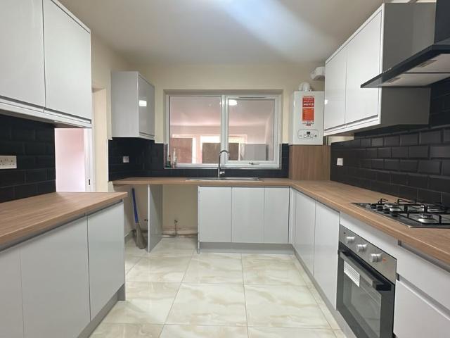 House for rent in London Borough of Newham, Greater London