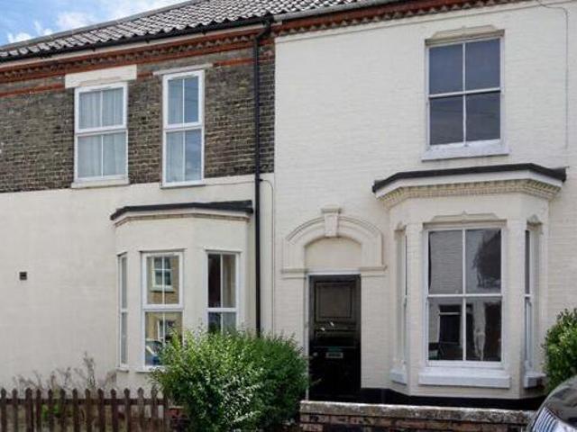 House for rent in Heigham Grove, East Bank