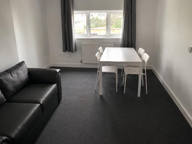 Room for rent in Lye Valley, The Slade