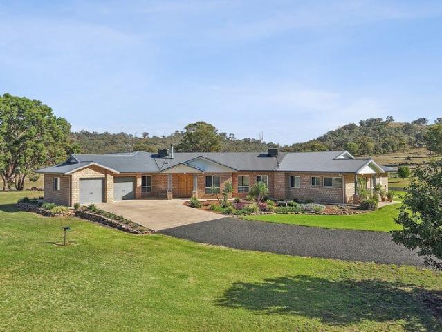 Cottage for sale in Goolma, New South Wales