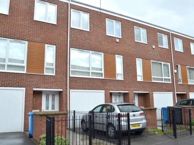 House for rent in Georgia, Greater Manchester