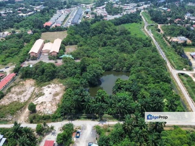 House for sale in Taman Baiduri, Sepang