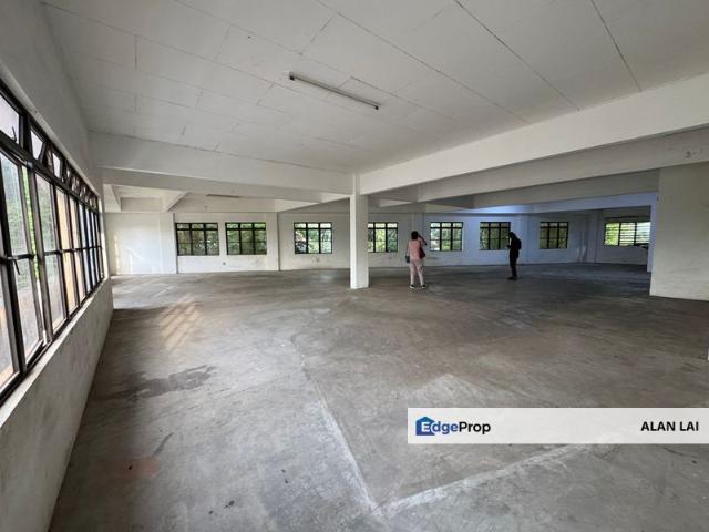 Shop for rent in Tanjong Sepat, Selangor