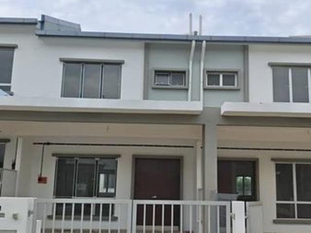 House for sale in Tanjong Sepat, Selangor