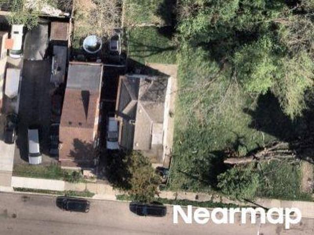 House for sale in Roselawn, Ohio