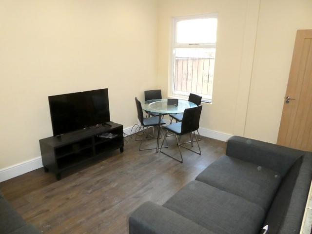 House for rent in Georgia, Greater Manchester
