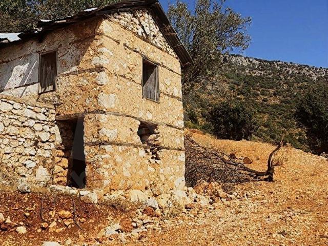 Izne, Kaş içerisinde satılık Arsa