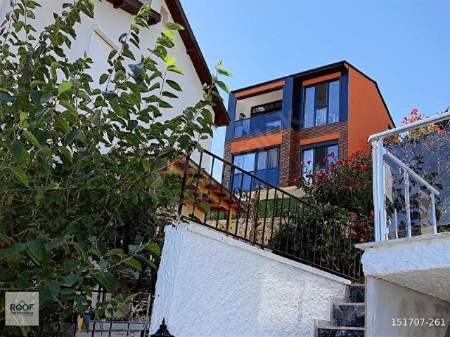 Foça, İzmir içerisinde satılık Villa