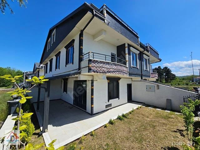 Kocaali, Sakarya içerisinde satılık Villa