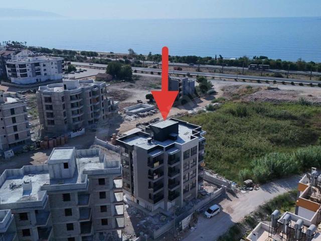Kum, Finike içerisinde satılık mülk