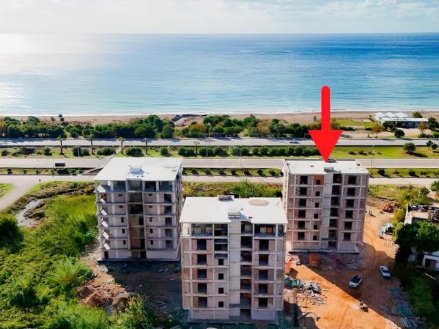 Kum, Finike içerisinde satılık mülk