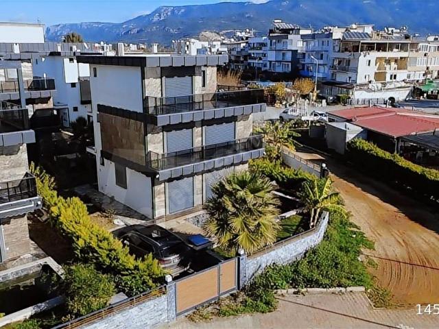 Menderes, İzmir içerisinde satılık Villa