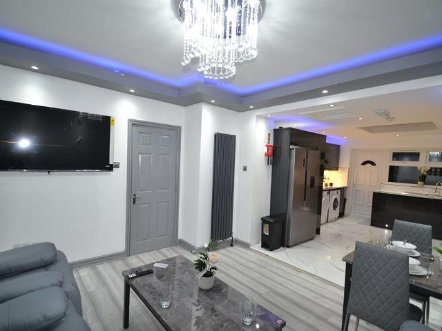 House for rent in Victoria Park, Manchester