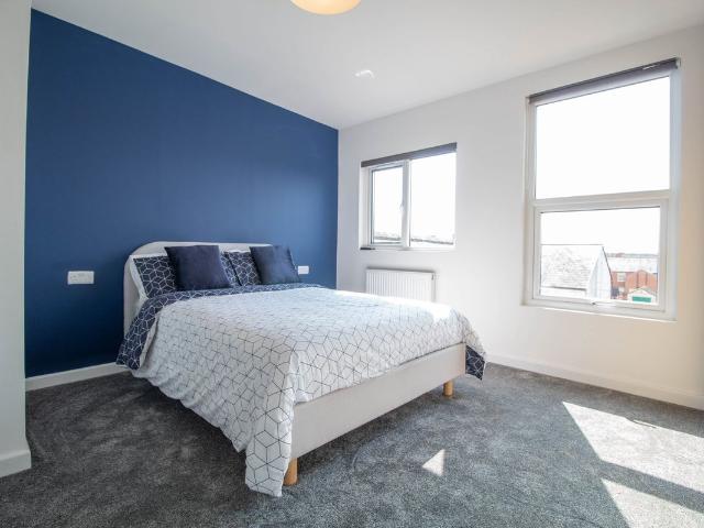 Room for rent in Attenborough, East Midlands