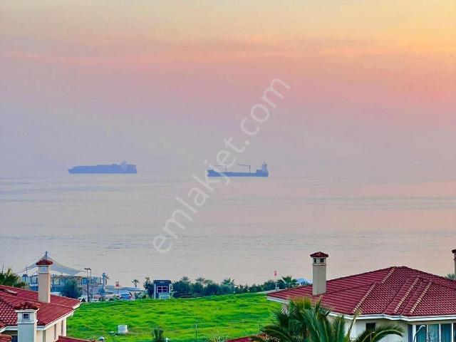 Yakamoz Evleri, Beylikdüzü içerisinde satılık Villa