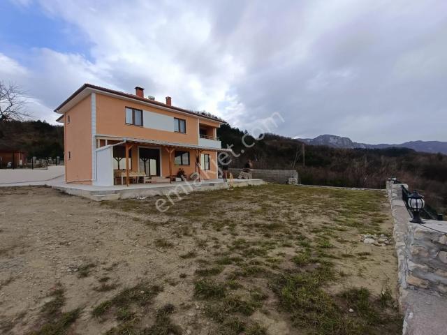 Cide, Kastamonu içerisinde satılık Villa