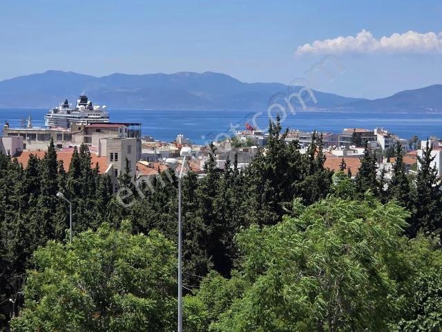 Kuşadasi, Aydin içerisinde kiralık Ofis