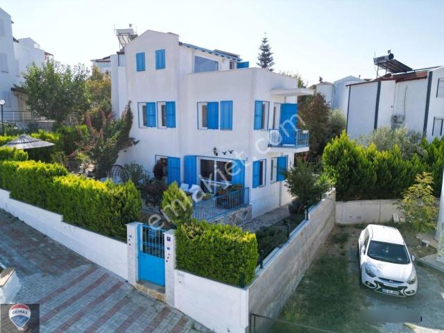 Kuşadasi, Aydin içerisinde satılık Villa