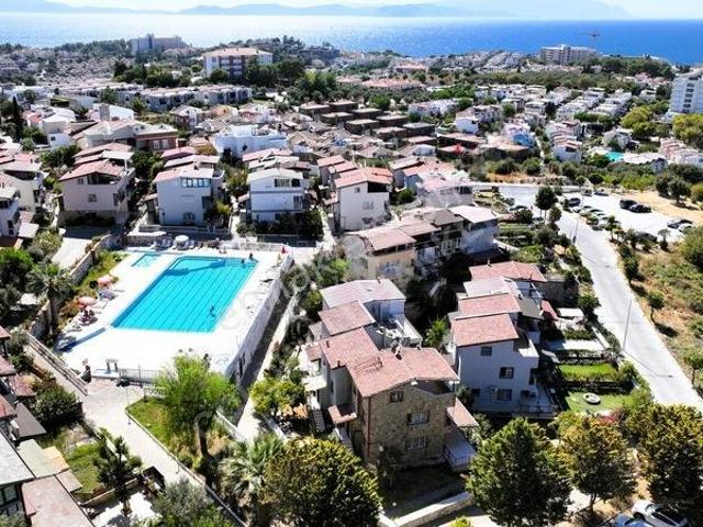 Kuşadasi, Aydin içerisinde satılık Villa