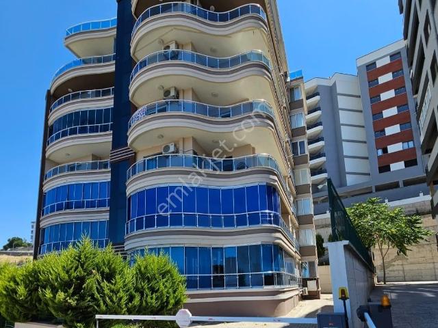 Çiğli, İzmir içerisinde satılık mülk