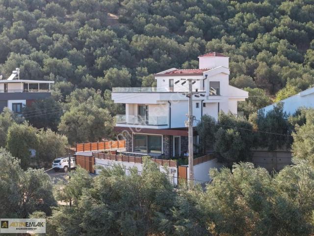 Edremit, Balikesir içerisinde satılık Villa