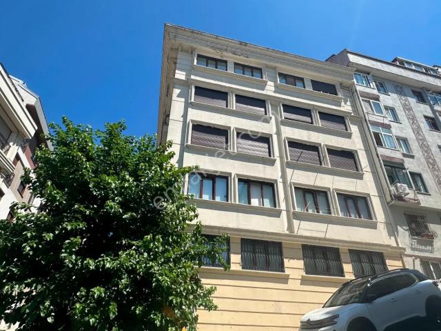 Üsküdar, İstanbul içerisinde satılık mülk