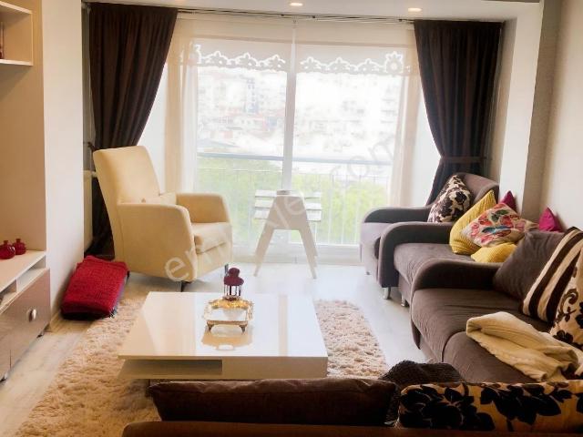 Metin Oktay Mahallesi, Karabağlar içerisinde kiralık mülk