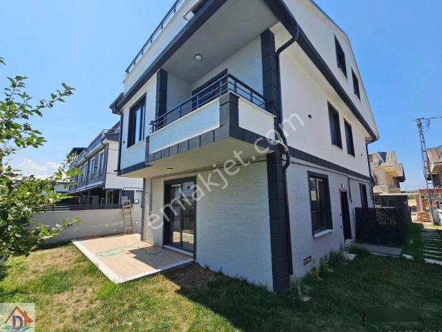 Alandere Mahallesi, Kocaali içerisinde satılık Villa