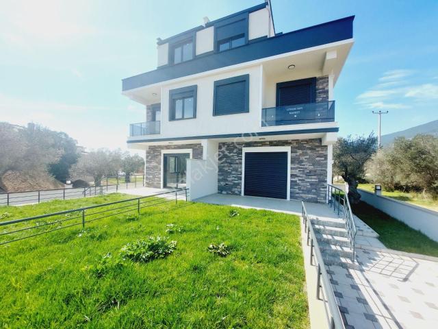 Edremit, Balikesir içerisinde satılık Villa